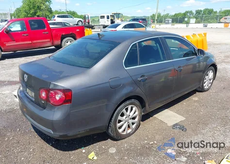 2010 Volkswagen Jetta Se из США, поврежденный, VIN 3VWRZ7AJXAM066015